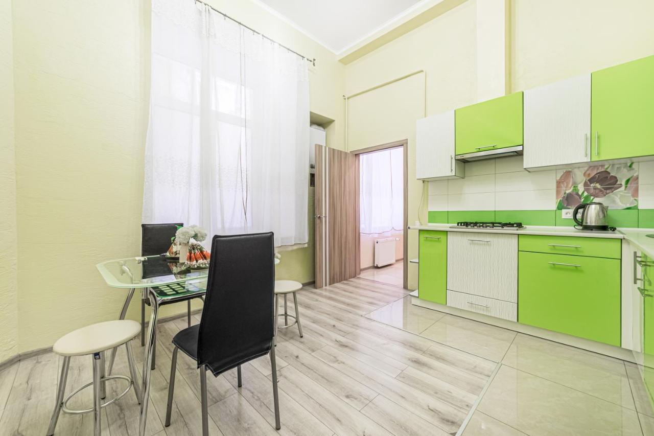 Apartment near Deribasovskaya Odessa Dış mekan fotoğraf