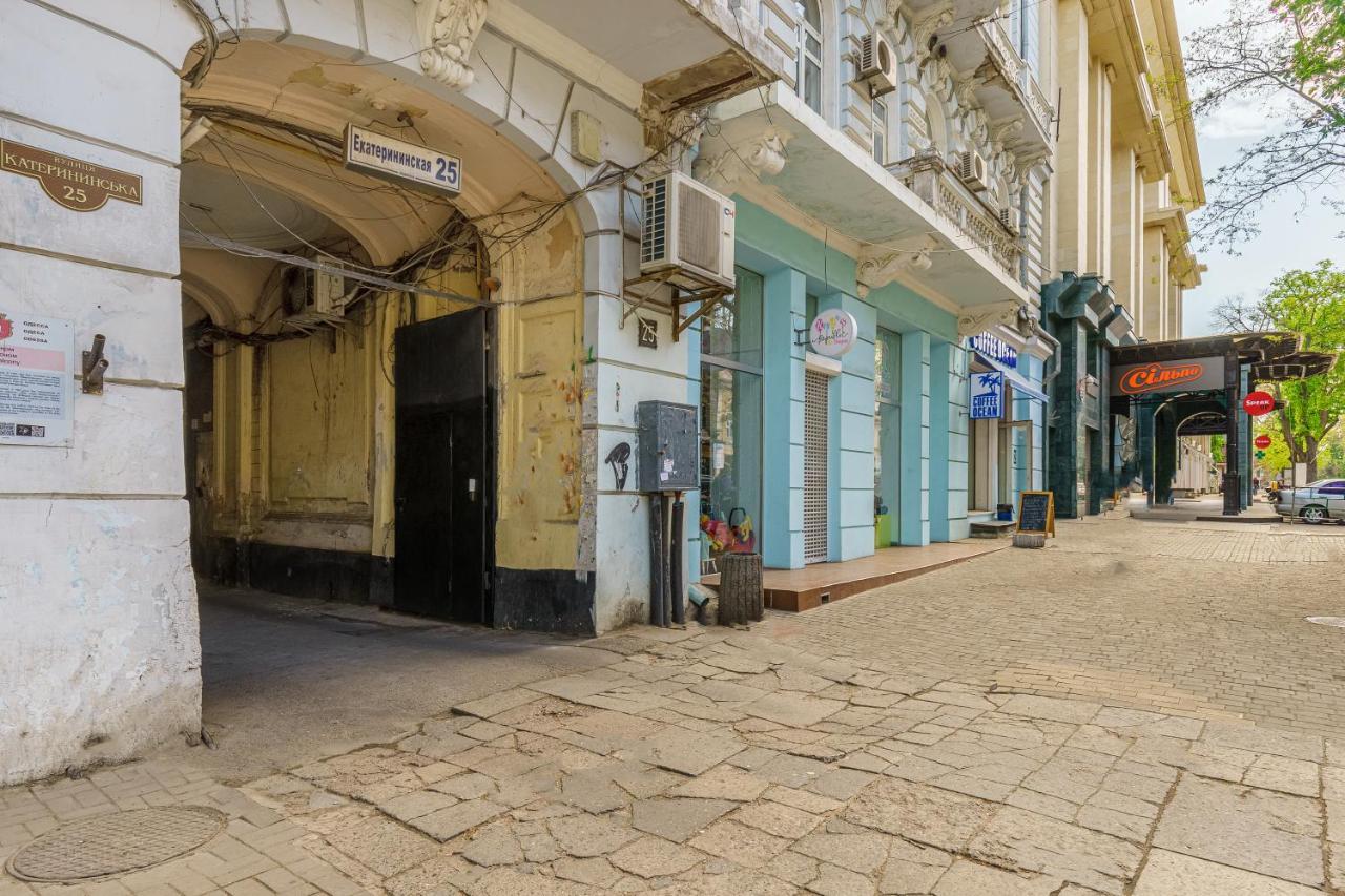 Apartment near Deribasovskaya Odessa Dış mekan fotoğraf